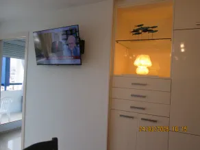 SUPER T2 CLIM,VUE PORT,PARKING,PLAGEà50m,PISCINE,WIFI,ESPAGNE(navette maritime). - Image 3
