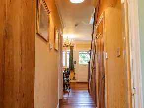 THE ORCHARD, pet friendly, character holiday cottage in Peasmarsh - Image 2