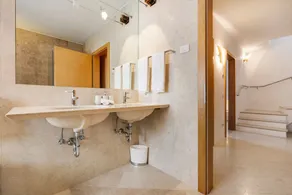 Apartment 'Alba' with Lake View, Wi-Fi and Air Conditioning - Image 5