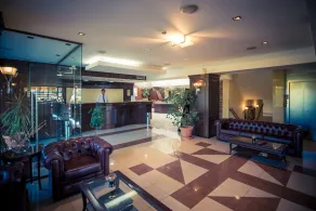 Avalon Airport Hotel Thessaloniki - Image 4