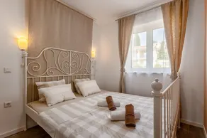 Ferienwohnung in Njivice mit Meerblick, Balkon, Klimaanlage, W-LAN (4930-1) - Image 4