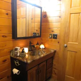 Rustic Cedar Cabin - Image 5