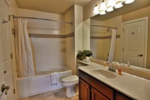 Unit 311 1 Bd 1 Ba Condo Condo - Image 3