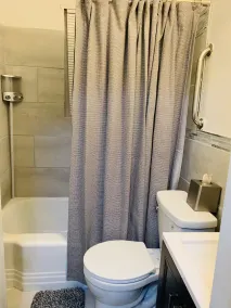 Royalty Homes - Family style, clean in a safe area. - Image 2
