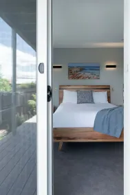 Trevallyn Escape | Views + Parking - Image 5
