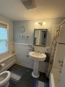* Reduceret Pris * Nyrenoveret, East Hampton Hamlet, opvarmet pool + 5 min til stranden - Image 2