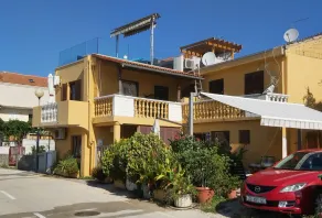 Apartments by the sea Posedarje, Novigrad - 15786 - Image 4