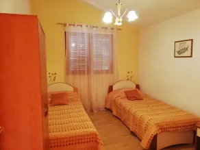 Apartment Ljilja - 250m from beach - Image 5