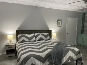 9 br / 7 bath - Image 4