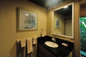 Award Winner - Hawaii's Hidden Hideaway - Bed and Breakfast - Image 5