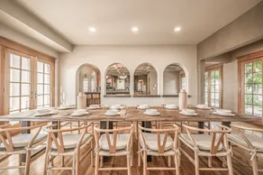 Chateau Wisteria - Luxury Villa with Theater, Garden & Panoramic Views - Image 4
