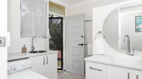 Beach Bangalow in Narrawallee - Image 2