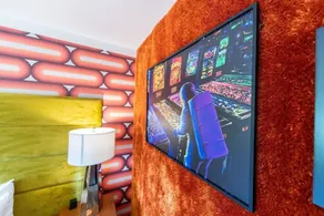 10 Rooms In Boutique Motel - Image 2