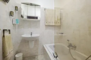 Appartement \"Numéro 1\" avec piscine privée, terrasse privée et Wi-Fi - Image 2