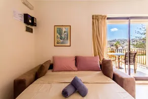 Pool and Sea, charming Merill Apart 5 - Image 5