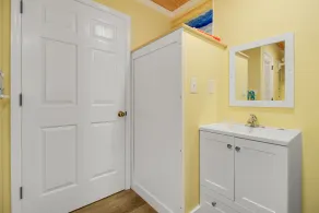 Maison de 4 chambres et 3 salles de bains sur le ruisseau avec un quai à Pawleys Island - Image 2