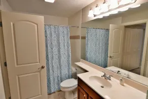 Unit 207 2 Bdrm/ 2 Ba 2 Bedroom Condo by RedAwning - Image 5