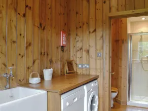2 bedroom accommodation in Eardisland, near Leominster - Image 3