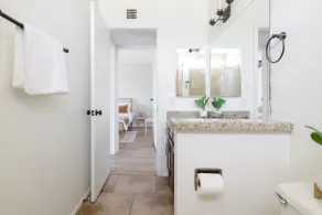 Modern Desert Oasis with A Pool & Nearby Hiking - Image 2