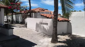 Casa com Piscina em Condominio Fechado - Image 5