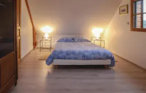 Belle maison de 2 chambres à Le. - Image 4