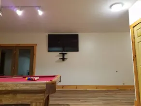 Main Channel Lots of Water. Soak in a one-of-a-kind oak-barrel hot tub, play a game of pool, and watch the sunrise over the Lake. The Lodge at Pine Haven — a spacious lakefront log home on an 8-acre micro-resort. Book one cabin or all 5 (sleeps 36). - Image 3