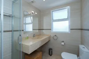 Penthouse de luxo 100m da praia com enorme terraço privado e com vista para o mar - Image 2