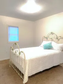 Cozy Family Home Near Magnolia & Waco Attractions - Image 4