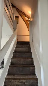 Cottage in an old farmhouse - Image 2
