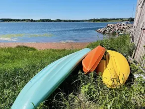 Rest Ashored in Anne's land!- Hot tub, Kayaks Centrally located, stunning views. - Image 4