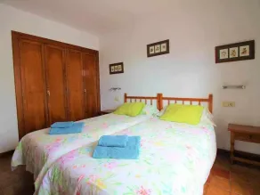 Barbara Beach House . - Image 4