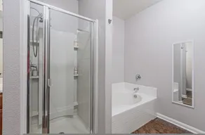 Spacious 5BR Dallas Retreat Perfect for Business Travelers Families - Image 4