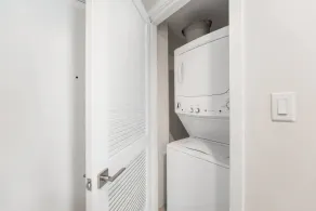 2 Bedroom Art Deco Penthouse in Design District - Image 2