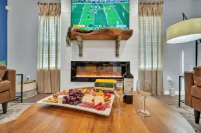 Brand New & Just 6 mins from Baylor/Magnolia/Downtown Waco! - Image 3