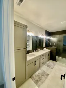 Clean, Comfortable, and Modern CDA Retreat inside Gated Community. - Image 3