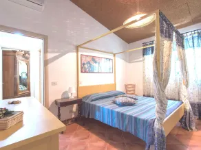 Beautiful, large villa in the Tuscan countryside, near the seacost - Image 5