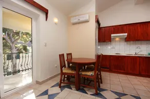 Appartement d'une chambre avec le balcon et la vue sur le mer Rogoznica (A-3196-c) - Image 4