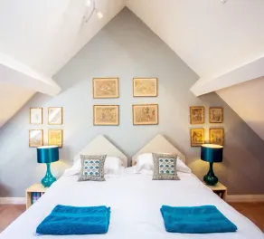 Piper Lodge- A light filled conversion of an ancient building - rural location - Image 5
