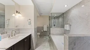 Residence 902 at The Grand - Image 5