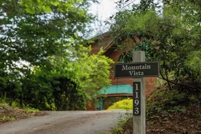 Mountain Vista: Great Decks, WiFi, Pool Table, Ping Pong Table, & Foosball - Image 5