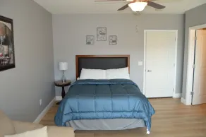 Grafton Escape #1 - River views! Pool! Walking distance to bars/restaurants - Image 4