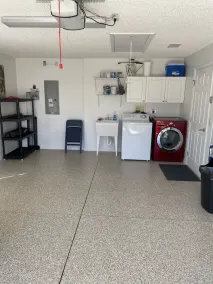 Paradise in The Villages!! Includes 4-seat Golf cart - Image 2