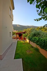 Ferienwohnung in Kaštel Sućurac mit Meerblick, Balkon, Klimaanlage, W-LAN (570-1) - Image 4