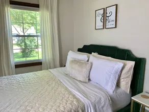 Family Friendly Home Centrally Located with Private Yard - Image 3