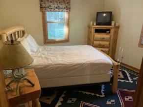 Northwoods Getaway på Pickerel Lake - Water's Edge Cottage - Image 3