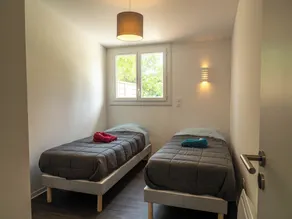 Espalion, alojamiento 7 personas 2 dormitorios, piscina climatizada, ideal para familias - Image 3