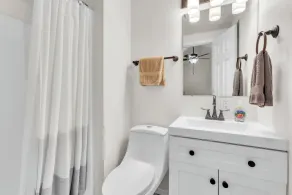 FULLY RENOVATED CONDO with access to SWIMMING POOL, GAME, FITNESS room - Image 2
