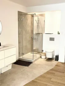 Modern townhouse - Private Garden - Image 2