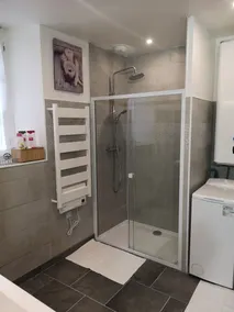 Propriété de Campagne Rénovée Avec Piscine, Calme, Nature, Randonnée - Image 2