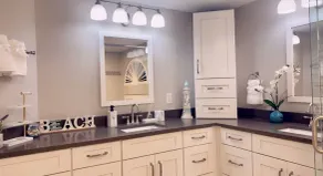 Naples Beach condo. First floor easy access- Walk to Vanderbilt Beach - Image 5